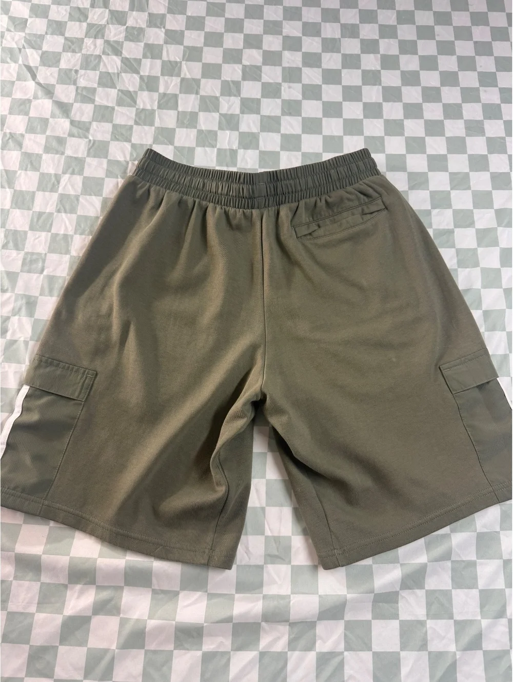 Adidas Men's Olive Green Cargo Shorts Size M